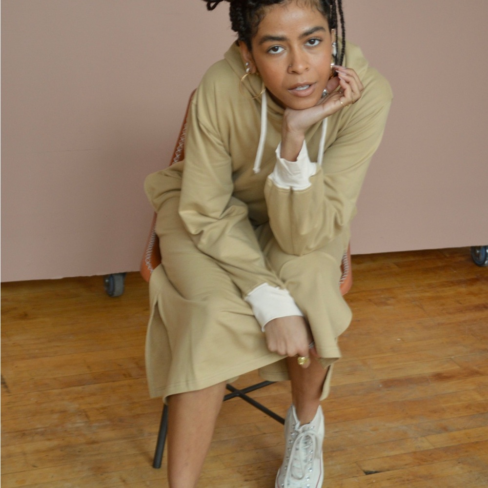 Casual Organic Cotton Tan Hoodie Dress with White Details